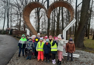 Zdjęcie grupowe podczas wycieczki do Dobronianki